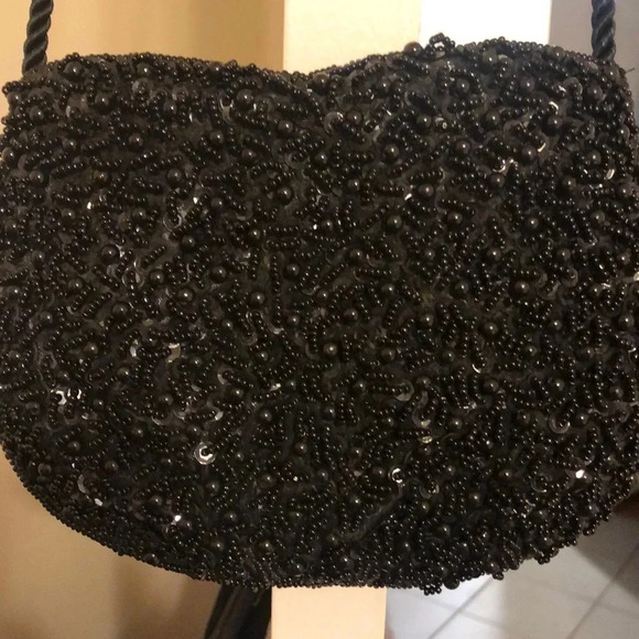 Beaded evening bag. - Picture 1 of 5